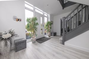 THE HAWTHORNS- click for photo gallery